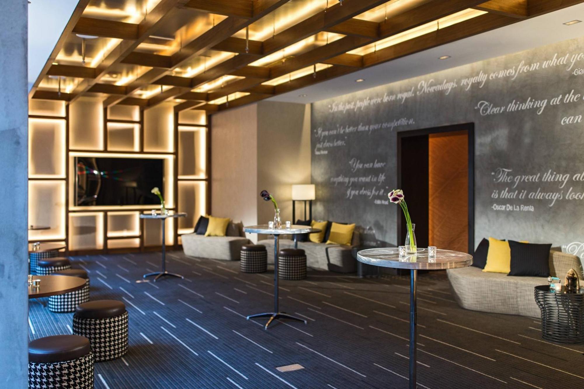 Renaissance New York Midtown Hotel Exterior foto